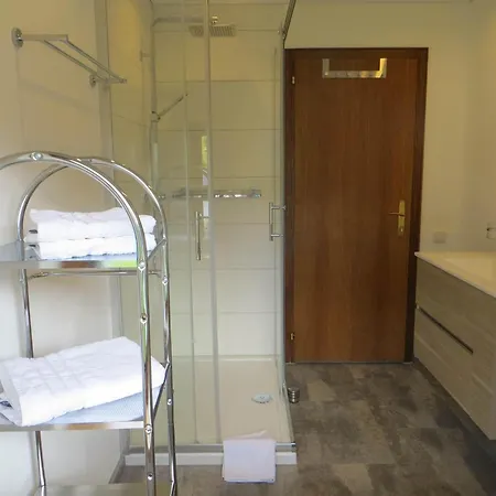 Zani Helga Бартоломеберг